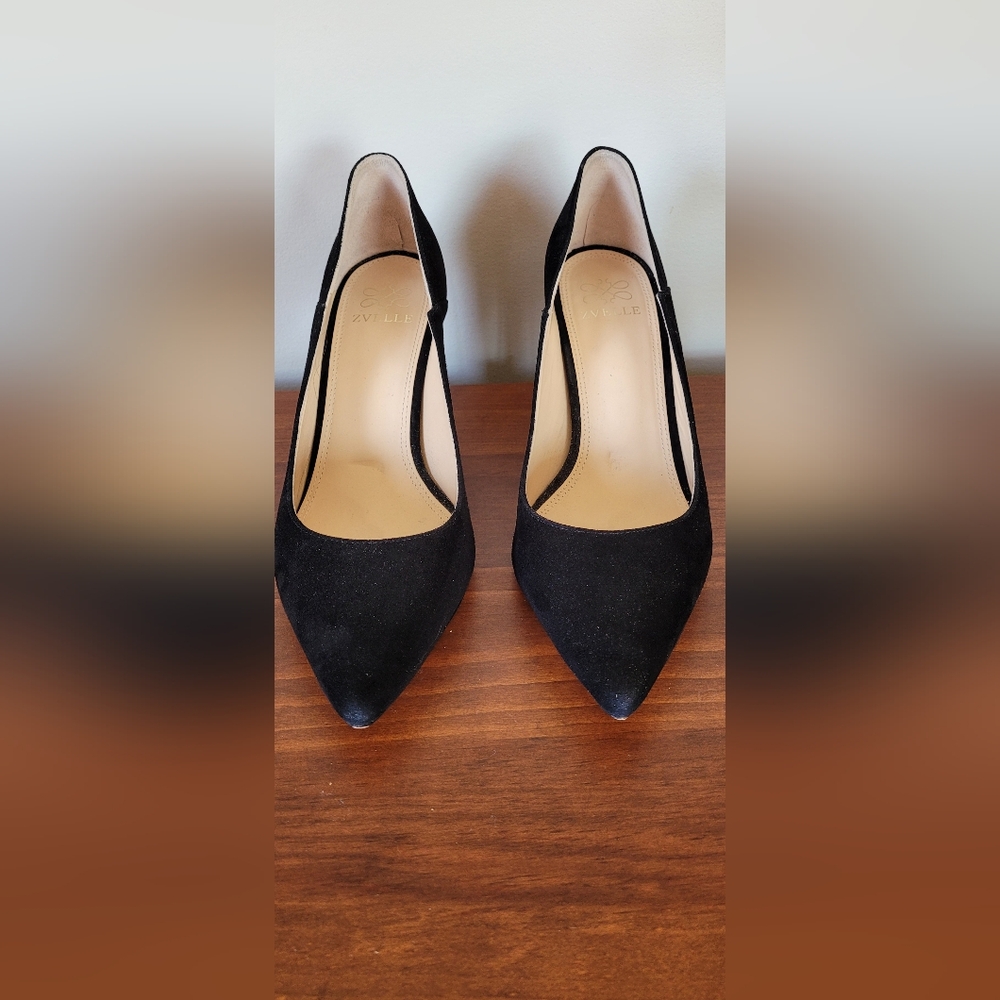 ZVELLE Size 38.5 suede pumps